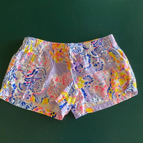 100% Linen Lilly Pulitzer draw string shorts - Picture 1 of 5